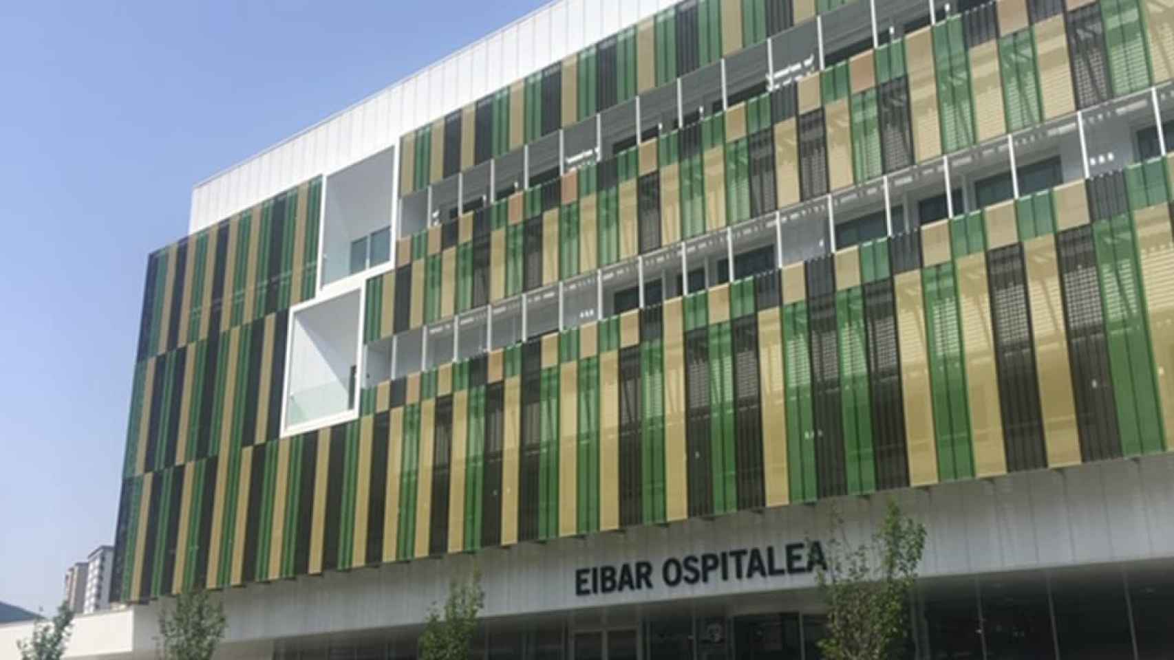 Vista parcial del Hospital de Eibar, correspondiente a la OSI de Debabarrena. OSAKIDETZA