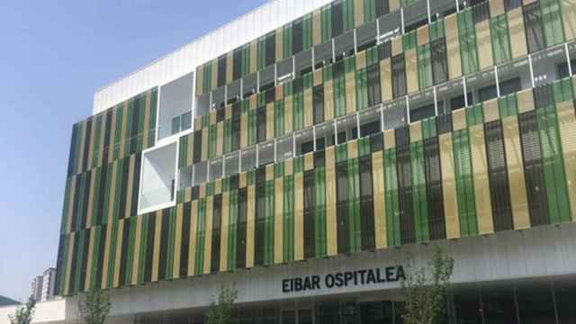 Vista parcial del Hospital de Eibar, correspondiente a la OSI de Debabarrena. OSAKIDETZA