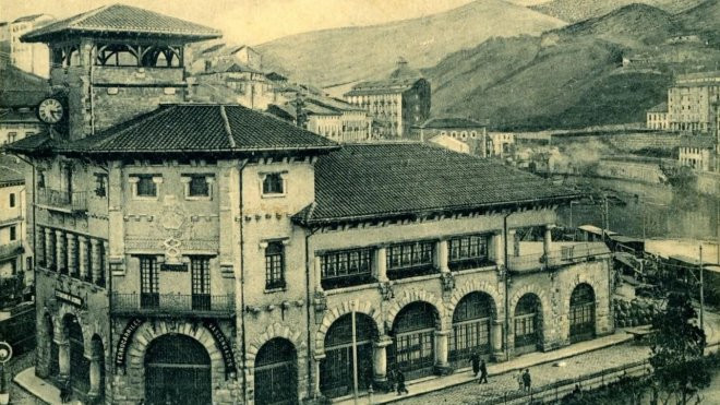 Estación de los Ferrocarriles Vascongados en Atxuri, Bilbao (Postal archivo AVPIOP)