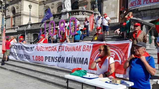 El movimiento de pensionistas en una concentracin en Bilbao. / EP