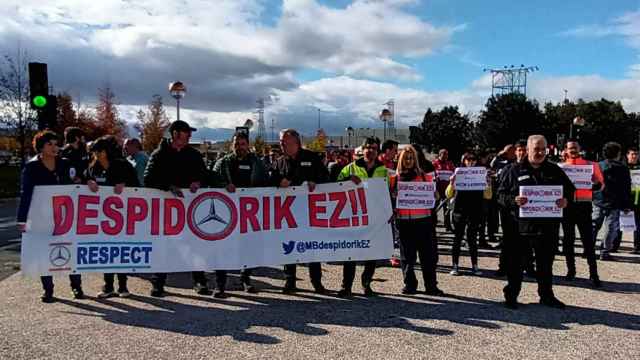 Manifestacin de los sindicatos para exigir la readmisin de Ane. / UGT Vitoria
