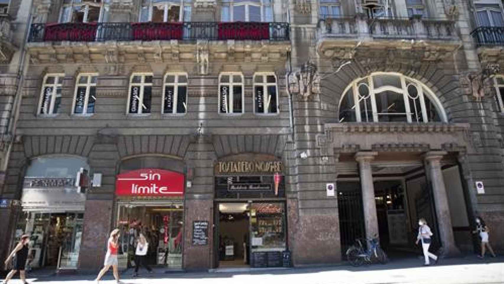 Varios locales comerciales en Bilbao / CV