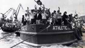Primera travesa de la Gabarra del Athletic en 1983. / Athletic Club