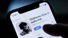 La aplicacin Clubhouse solo est disponible por el momento en iPhone / EFE