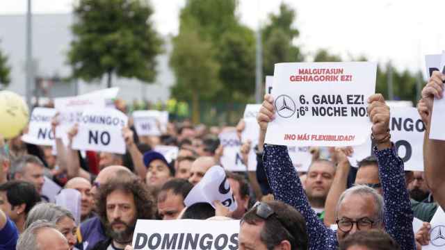 Manifestacin de trabajadores de Mercedes en Vitoria. / Iaki Berasaluce (EP)
