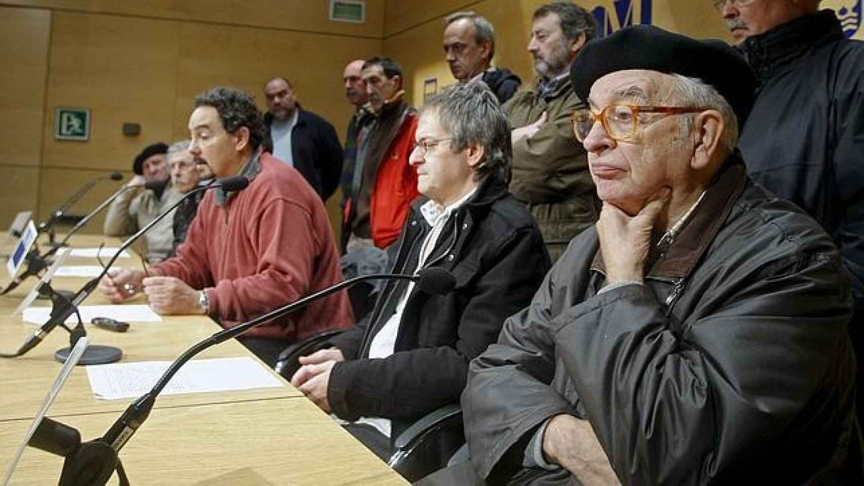 Uno de los fundadores de ETA, Jos Luis lvarez Enparantza, alias 'Txillardegi', a la derecha de la imagen. / EFE