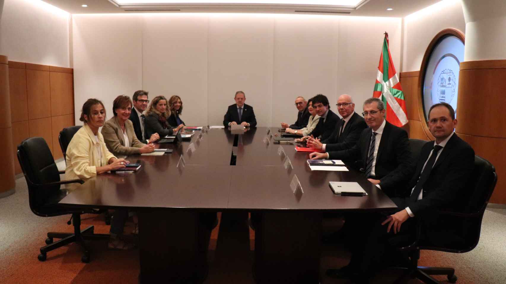 Reunin del Consejo Vasco de Finanzas / Irekia