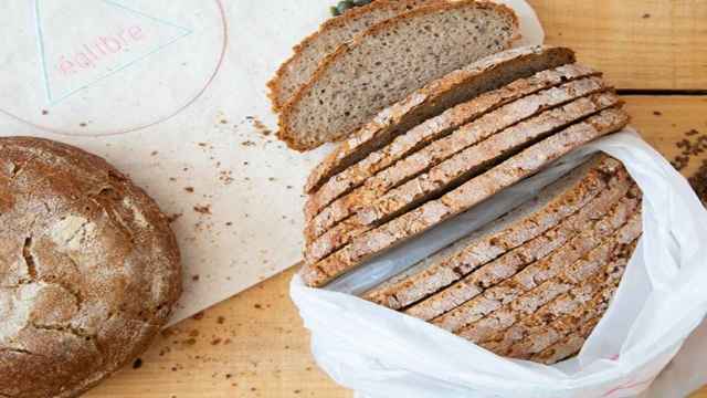 Uno de los obradores / THE LOAF BAKERY