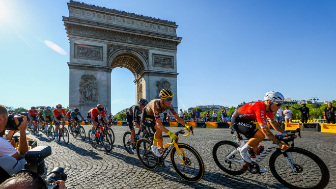 El Tour de Francia a su paso por Paris. / EP