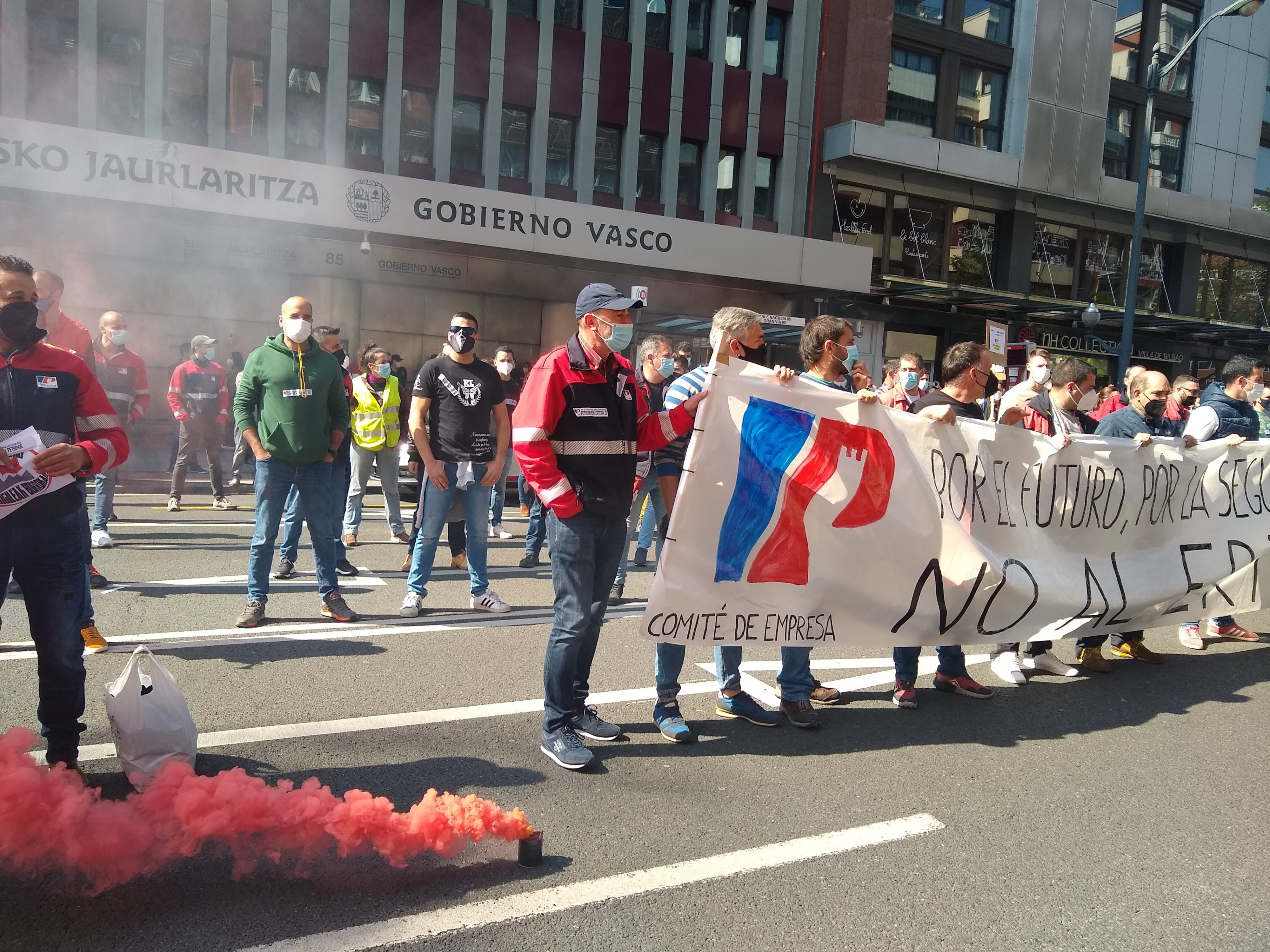 Anterior protesta de los trabajadores de Petronor en julio de 2021. / EP