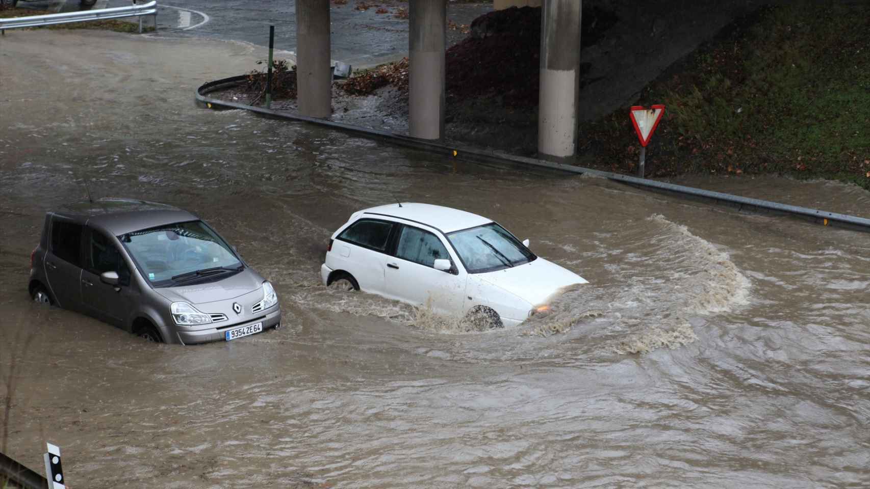 Imagen de unas inundaciones en Euskadi. / Archivo EP
