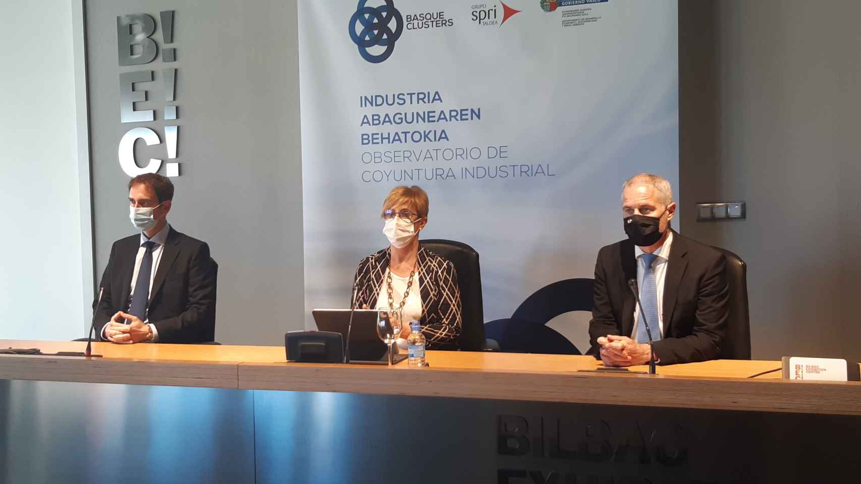 La consejera de Desarrollo Econmico del Gobierno Vasco, Arantxa Tapia, en rueda de prensa tras el Observatorio de Coyuntura Industrial / EP