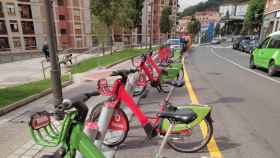 Bicicletas elctricas municipales en Bilbao. / EP