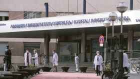 Personal del hospital de Txagorritxu en Vitoria / EFE