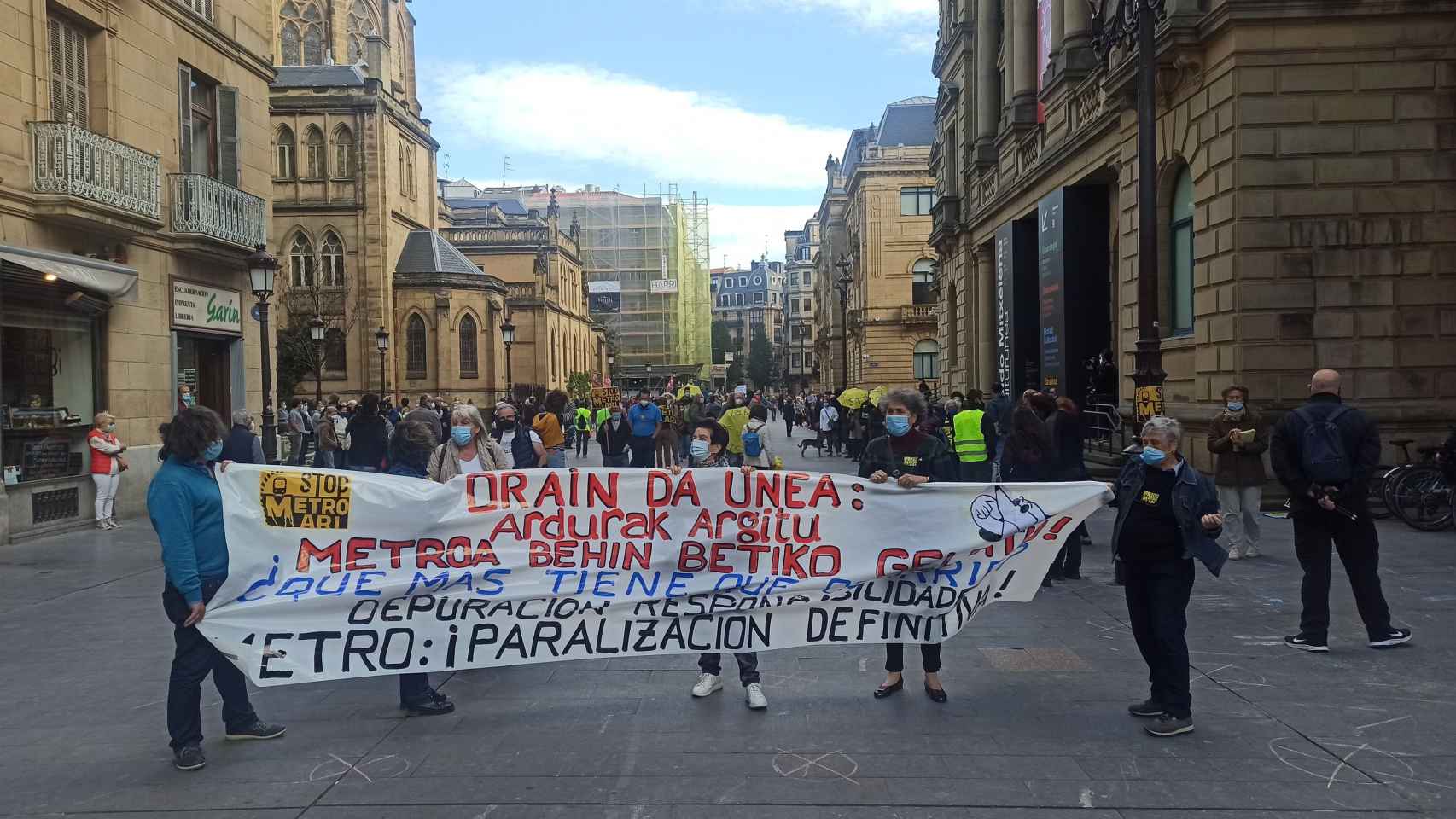 Manifestacion contra el metro en San Sebastin. /Europa Press