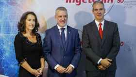 Teresa Maradiaga, presidenta de Ingeteam, junto al lehenedakari Urkullu y Adolfo Rebollo, CEO de Ingeteam / Miguel Toa (EFE)