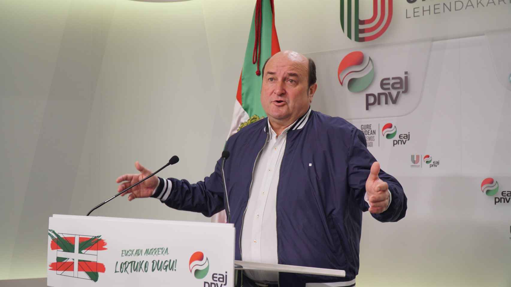 El presidente del EBB del PNV, Andoni Ortuzar, en una comparecencia en Sabin Etxea. EUROPA PRESS