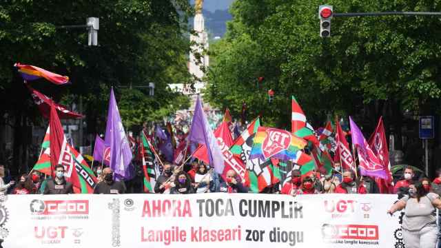 Manifestacin de CCOO y UGT Euskadi en Bilbao con motivo del Primero de Mayo. / EP
