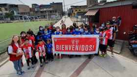 Fundacin Athletic y Diputacin de Bizkaia se vuelvan con 150 nias en Villa El Salvador. / Diputacin de Bizkaia