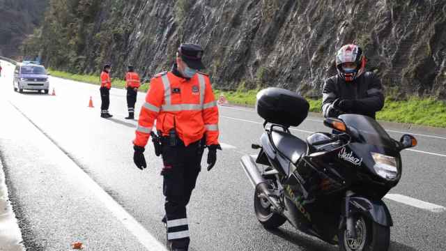 Control de motos Euskadi. / EP