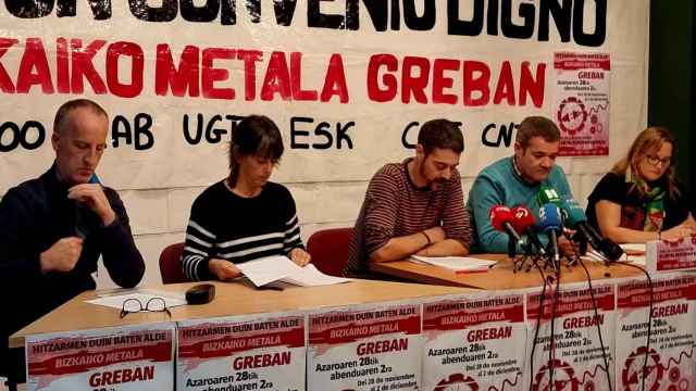 Rueda de prensa para anunciar una semana de huelga en el Metal de Bizkaia / CV