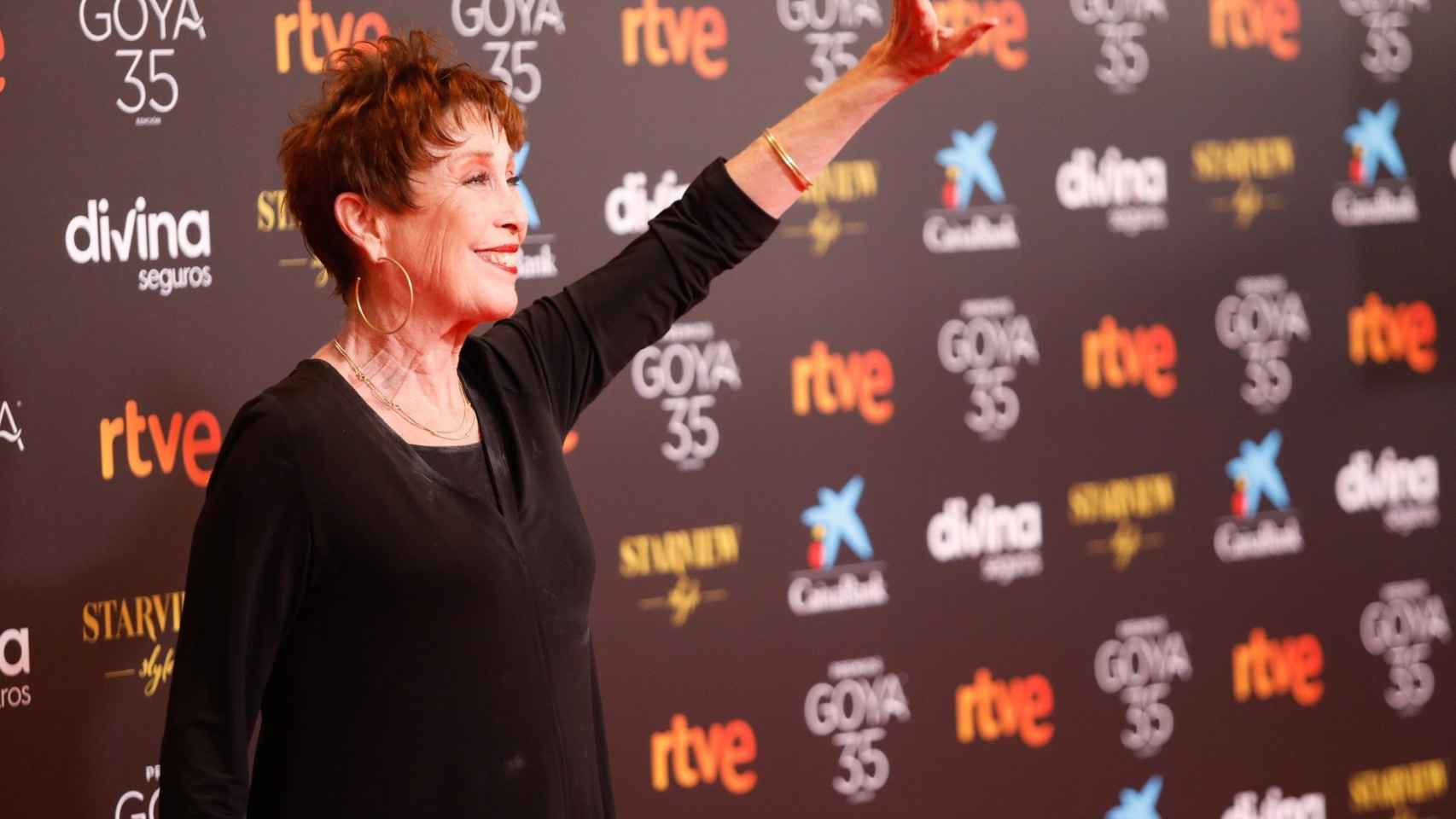 La actriz Vernica Forqu, en la alfombra roja en la 35 edicin de los Premios Goya. / EP