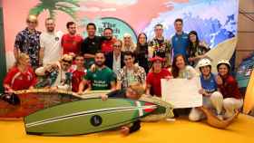 Andoni Ortuzar y otros dirigentes del PNV disfrazados de surfistas y pelotaris en la fiesta de carnaval del partido / PNV