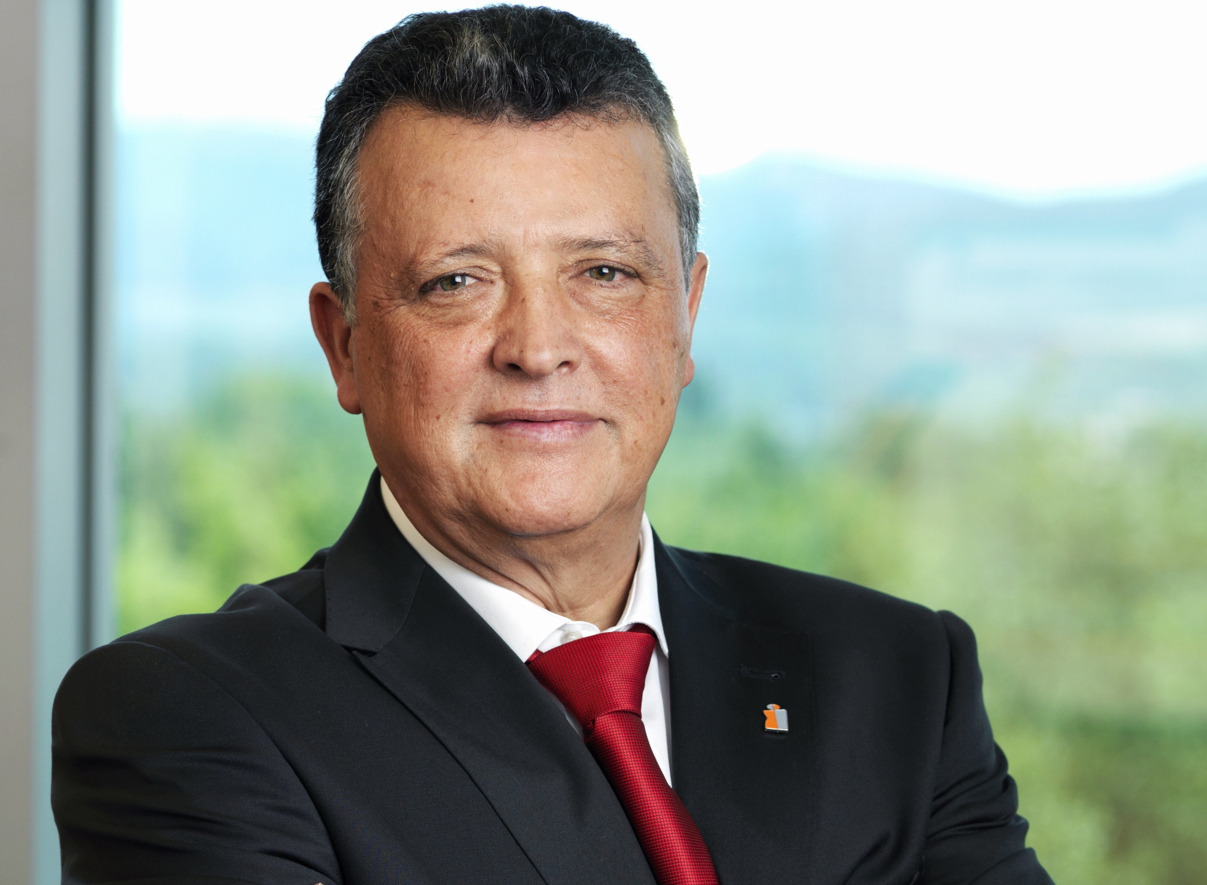 El director de la planta de Mercedes de Vitoria, Emilio Titos / Mercedes