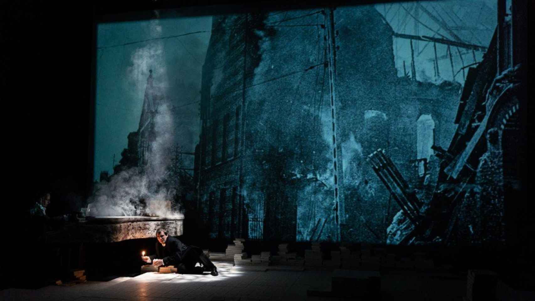 Representacin de la obra de teatro De Gernika a Nueva York, pasando por Berln, / Ayuntamiento de Leioa