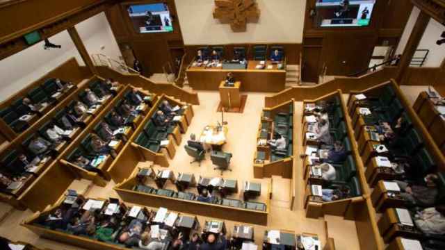 Pleno en el Parlamento vasco. /EP