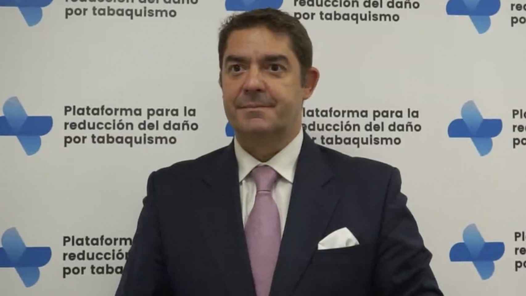 Doctor Fernando Fernández Bueno, portavoz de la Plataforma para la Reducción del Daño por Tabaquismo