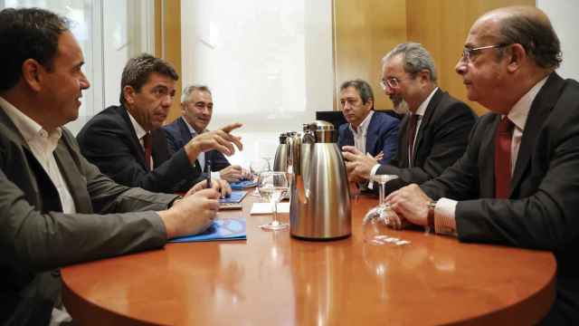 PP y Vox alcanzan un preacuerdo para formar un gobierno de coalición en la Comunidad Valenciana / JORGE GIL - EP