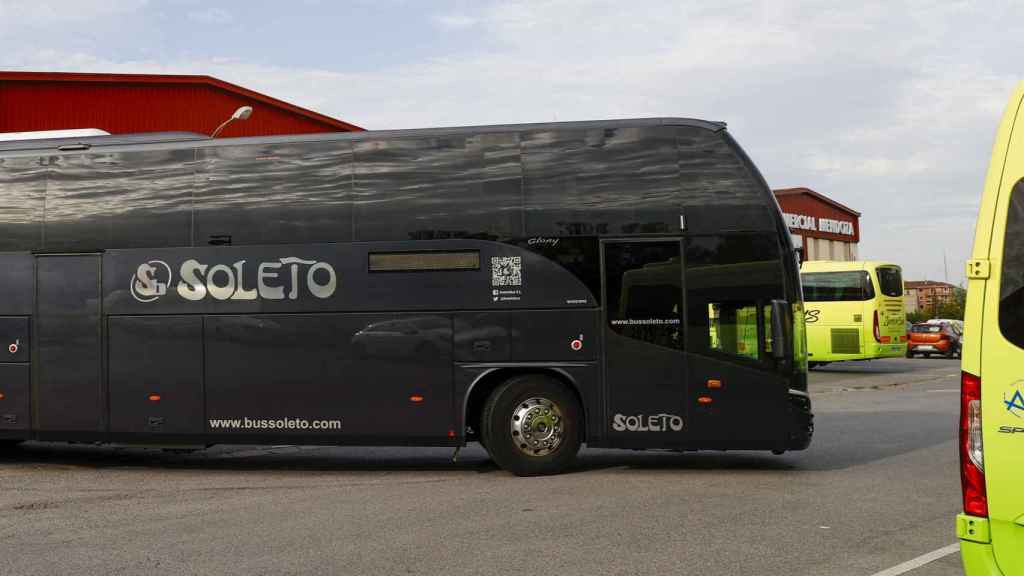 -Un autobús que se suele dar servicio a los colegios públicos en Euskadi / Luis Tejido - EFE