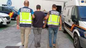 Detenido un hombre en Bilbao por poseer y compartir vídeos pornográficos de menores/Policia Nacional