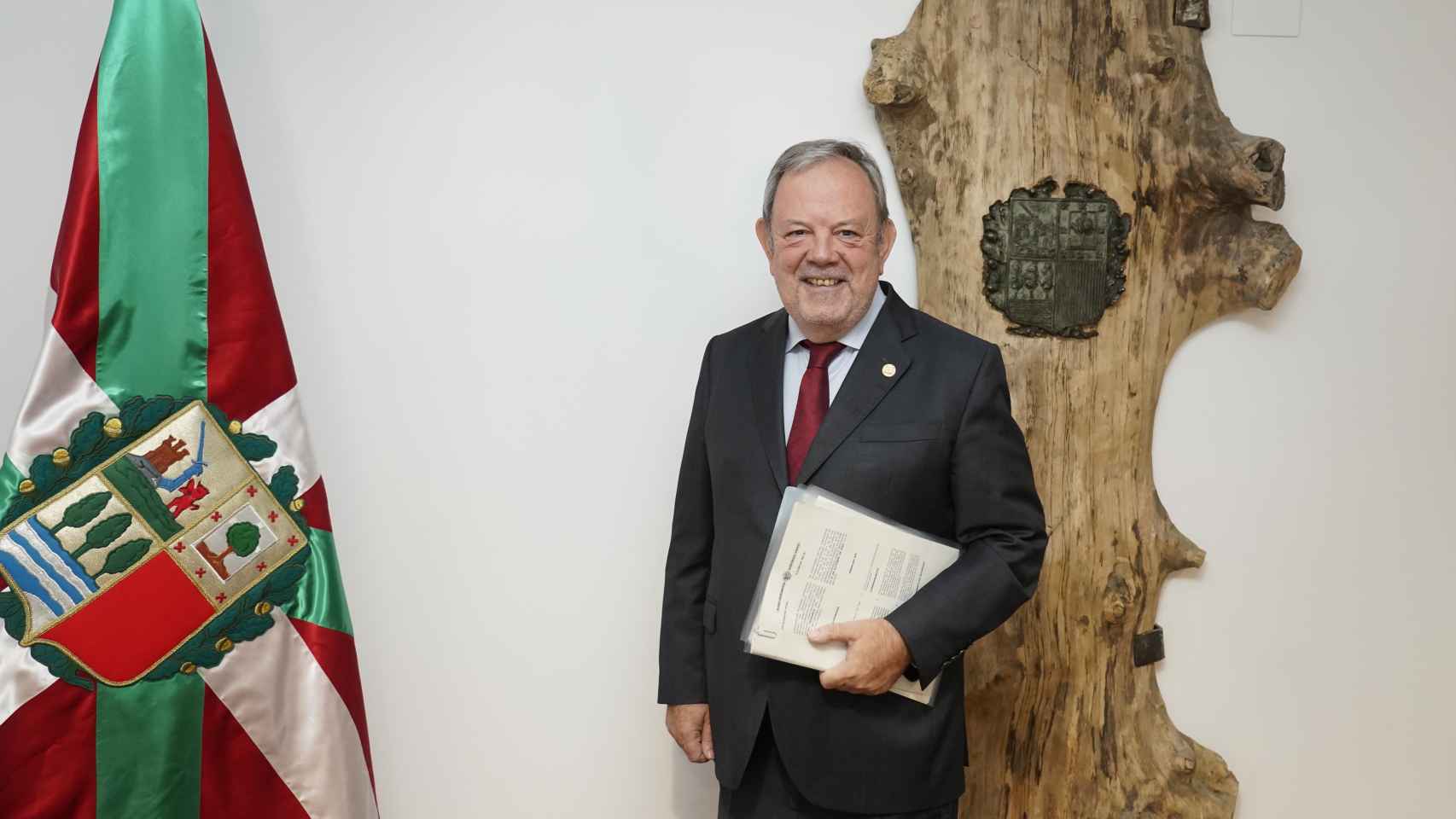 El consejero de Economía y Hacienda del Gobierno vasco confía en la evolución positiva de la economía en Euskadi.