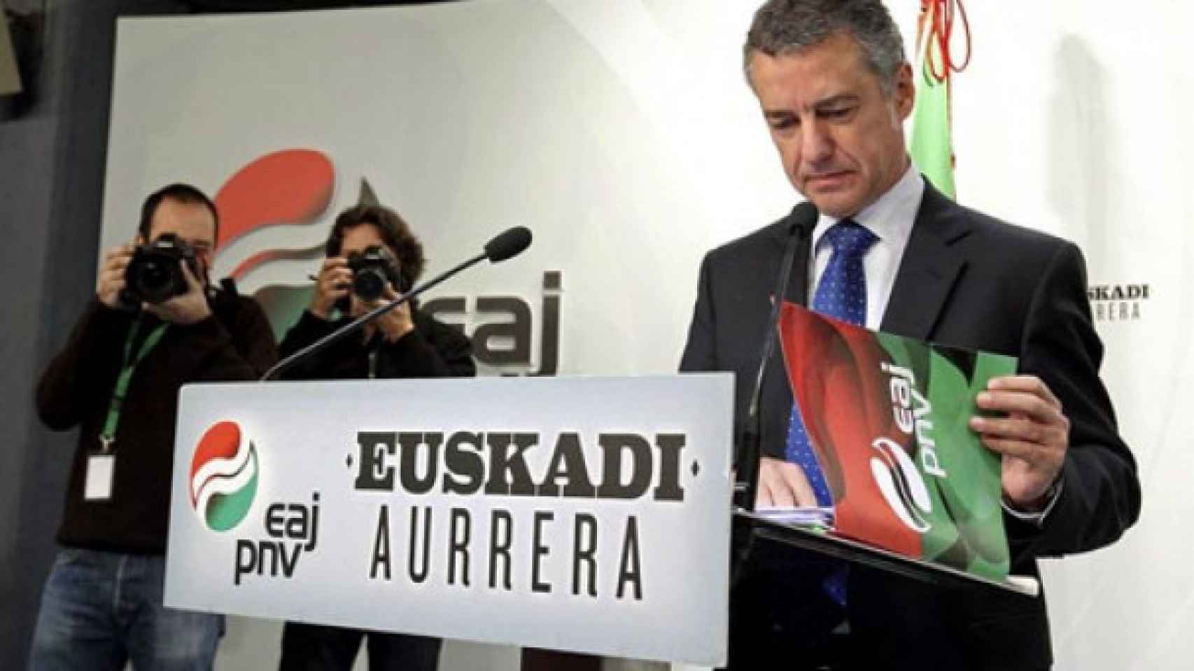 Iñigo Urkullu en la campaña de 2012, antes de ser elegido lehendakari.