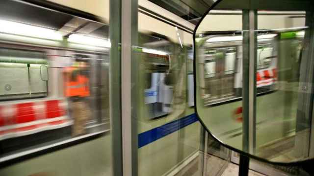 Parada de metro de Torre Baró / TMB