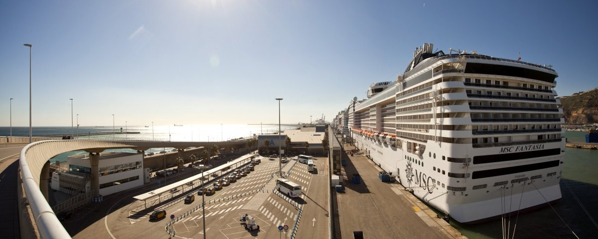 Terminal A de cruceros del puerto / PORT DE BARCELONA