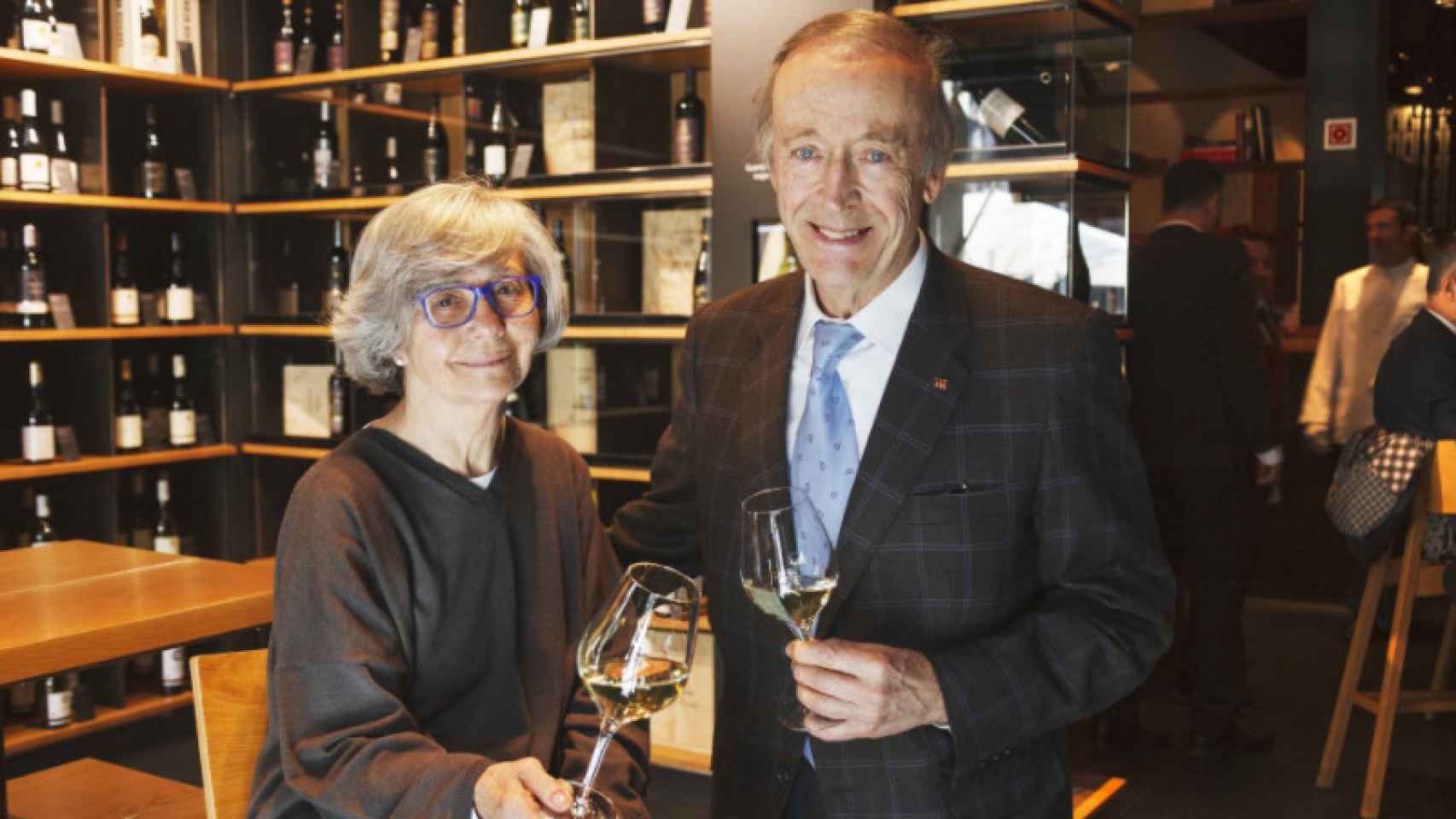 Los propietarios de la Vinoteca Torres de Barcelona / Europa Press