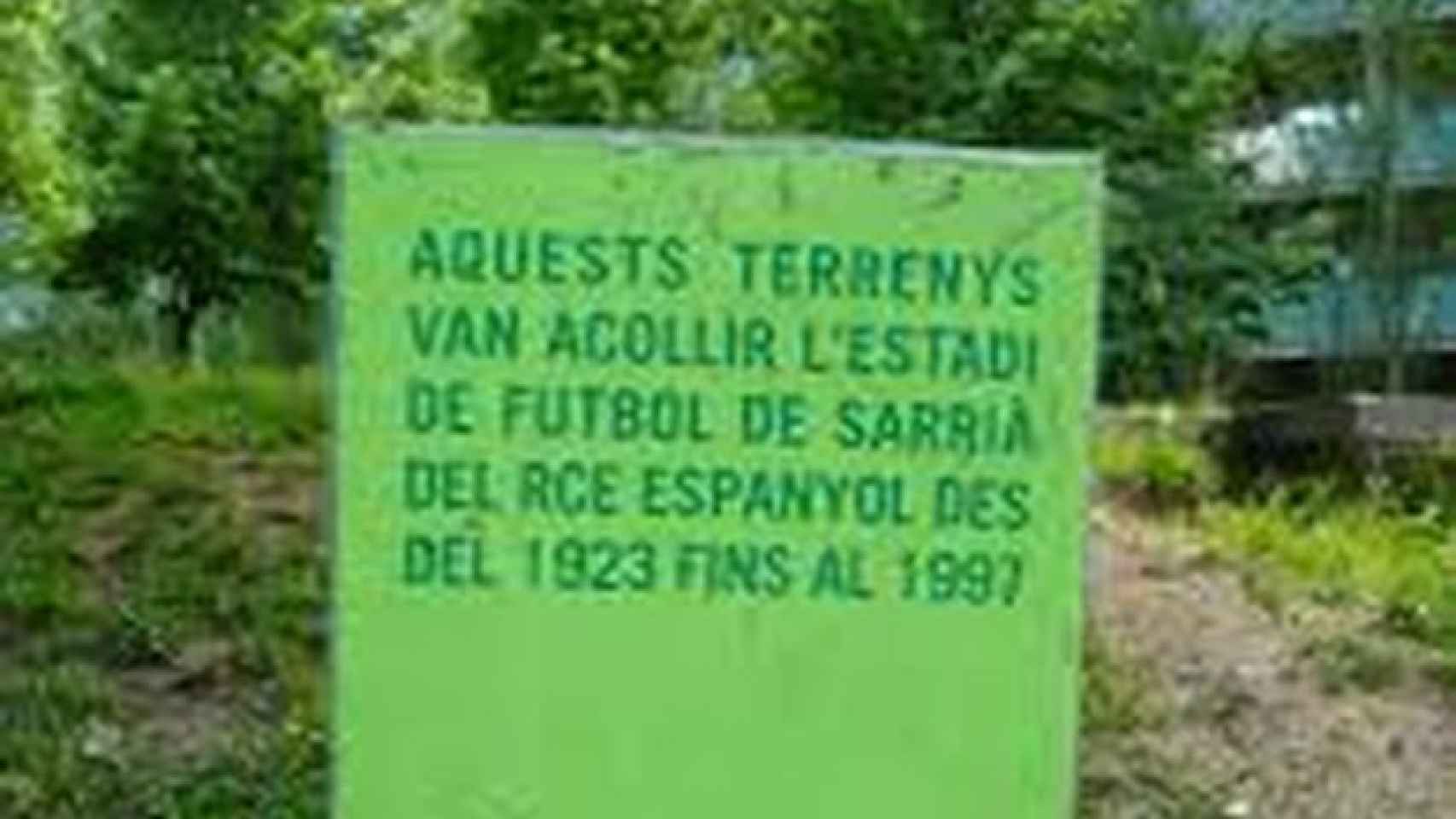 Placa de homenaje al Real Club Deportivo Espanyol en Sarrià