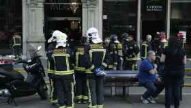 Los bomberos de Barcelona están en pie de guerra porque el Ayuntamiento se ha olvidado de ellos  / EFE