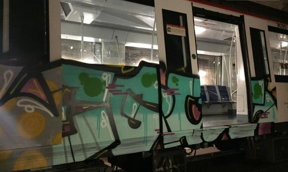 Imagen de uno de los vagones pintados / Mossos d'Esquadra