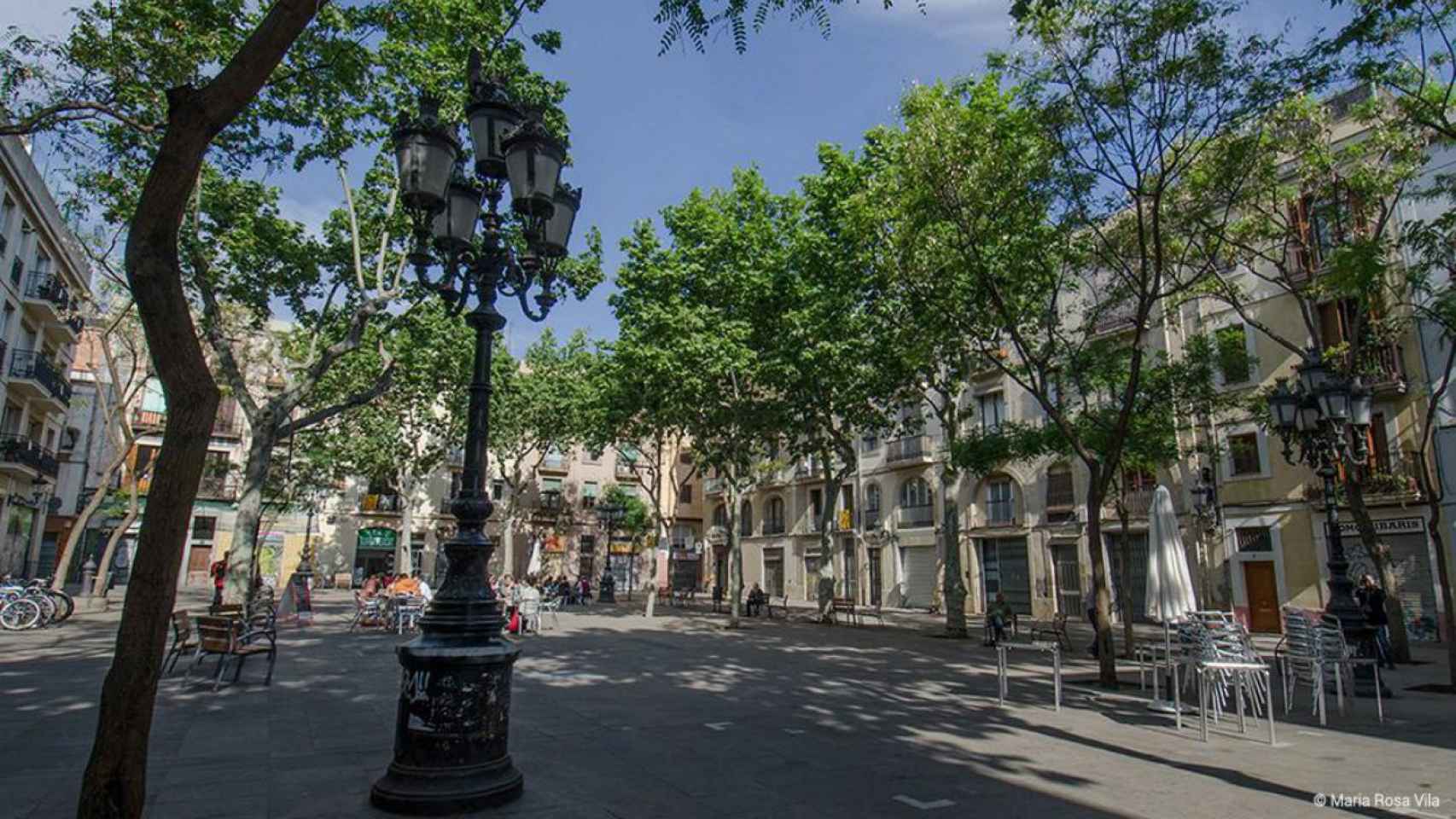 Plaza Osca, en el distrito de Sants-Montjuïc /