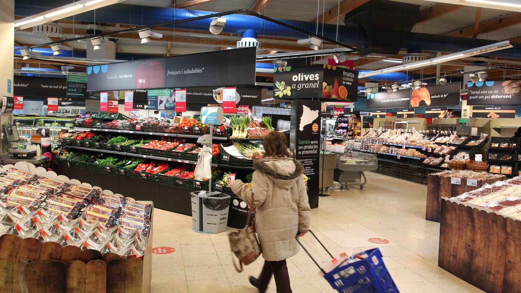 La diferencia de precios entre supermercados puede ser muy grande / EFE