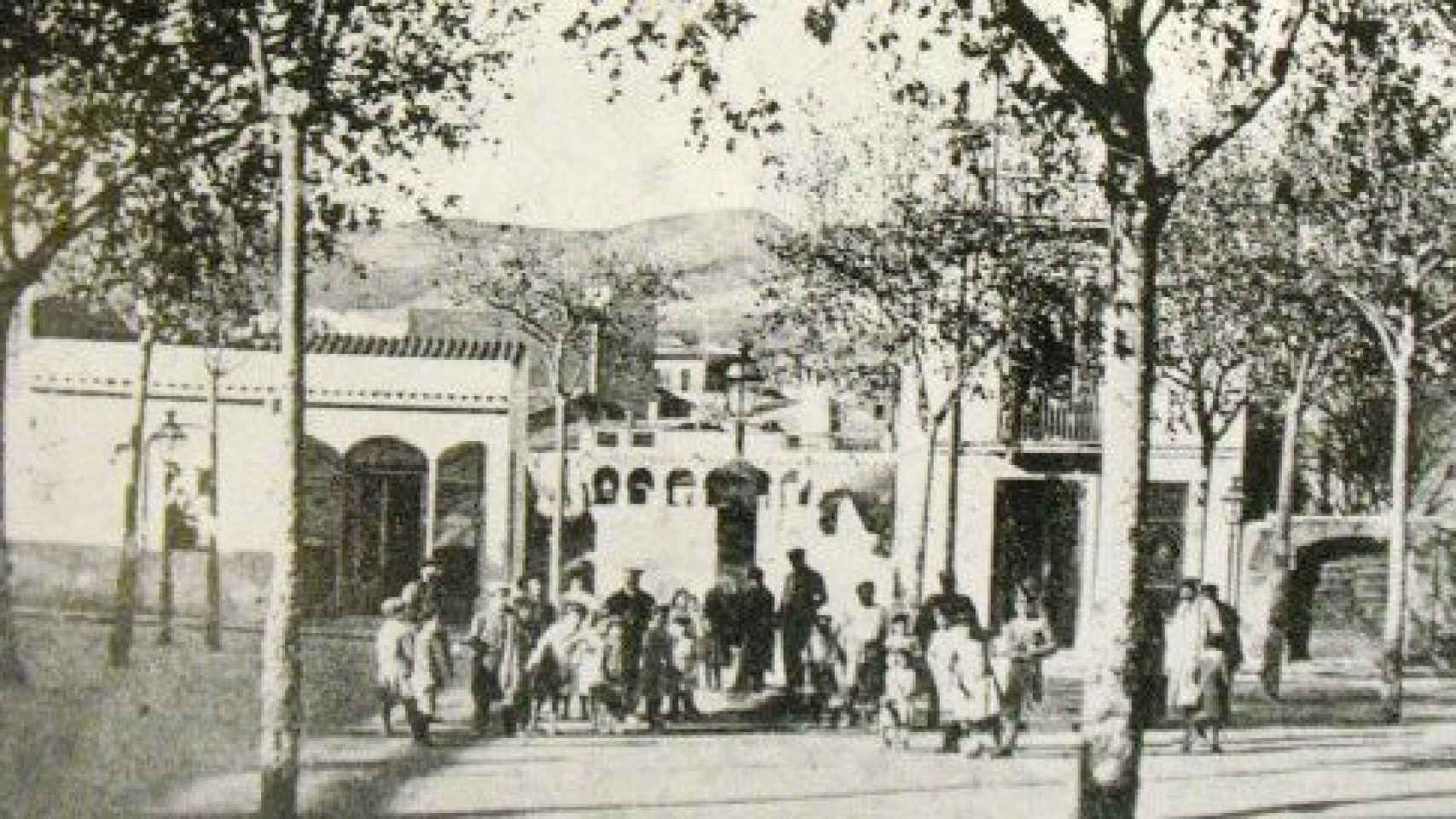 Plaça de Bacardi l'any 1920 / memoriadelsbarris.blogspot.com.es