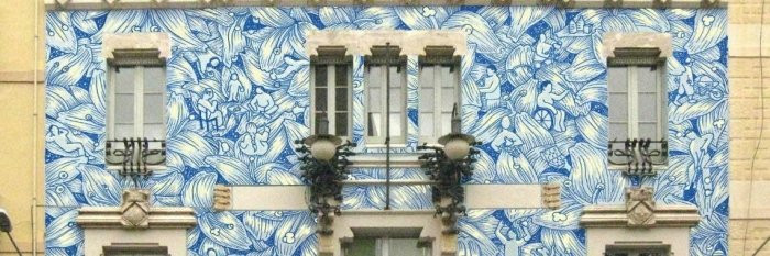 Otra de las novedades de este año es la decoración de la fachada de la sede del distrito / AJUNTAMENT DE BARCELONA