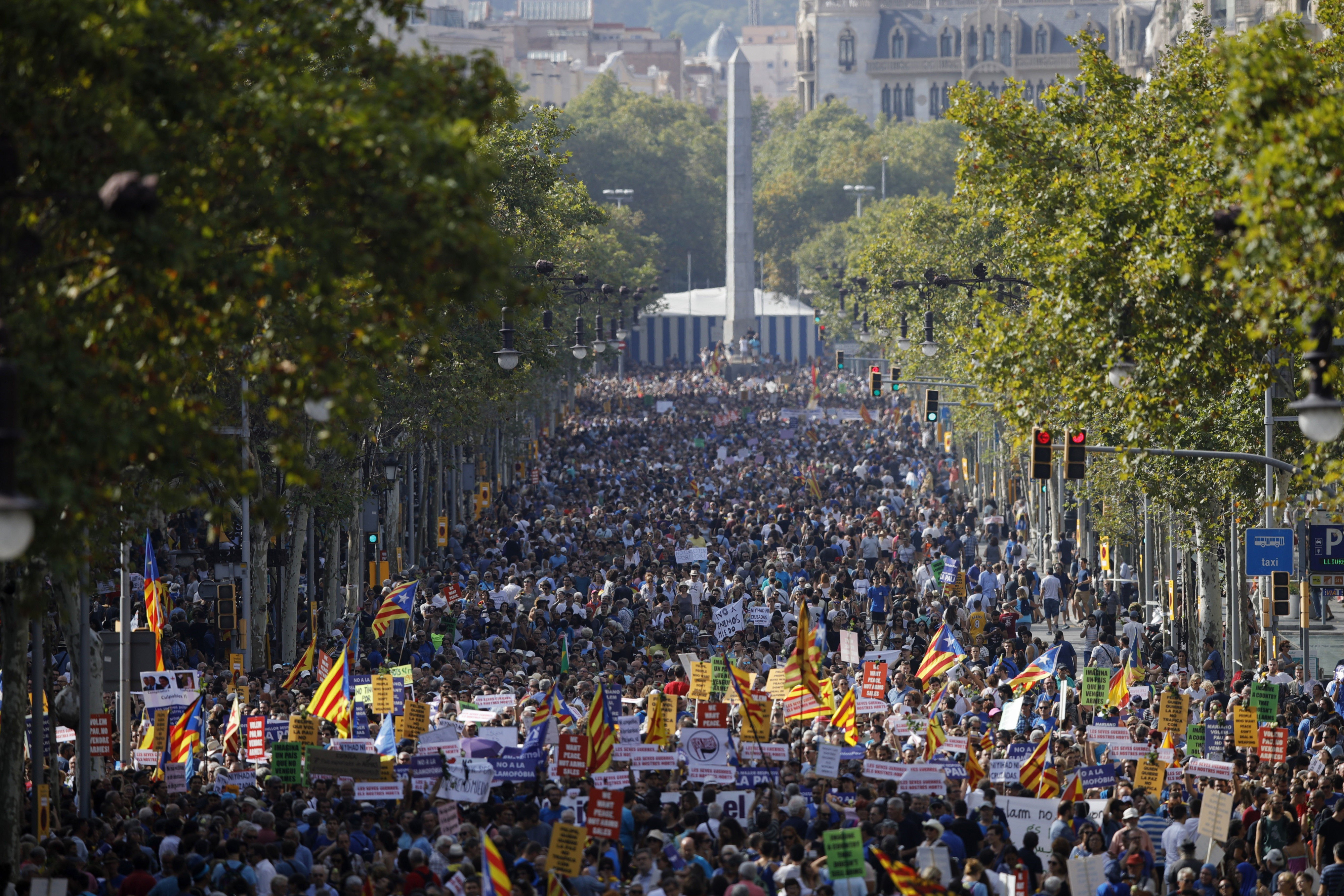 Imagen de la manifestación contra los atentados yihadistas / EFE- Albert Estevez