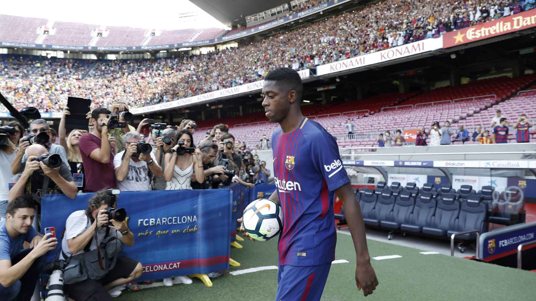 Dembélé, en su presentación como nuevo jugador del Barça / EFE