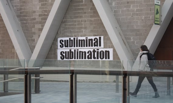 Joan Pallé Subliminal sublimation 2016 Intervenció en l’espai públic paper encolat Fotografia digital 40x60cm