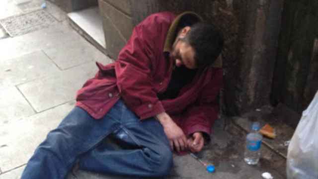 La heroína, presente en las calles del Raval / Twitter de los vecinos del carrer Roig